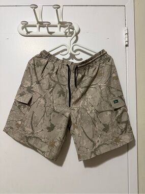 Men's Beige Camo Cargo Shorts with Drawstring